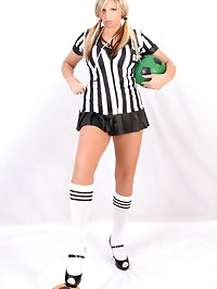 Referee hottie in nylons looks wonderful